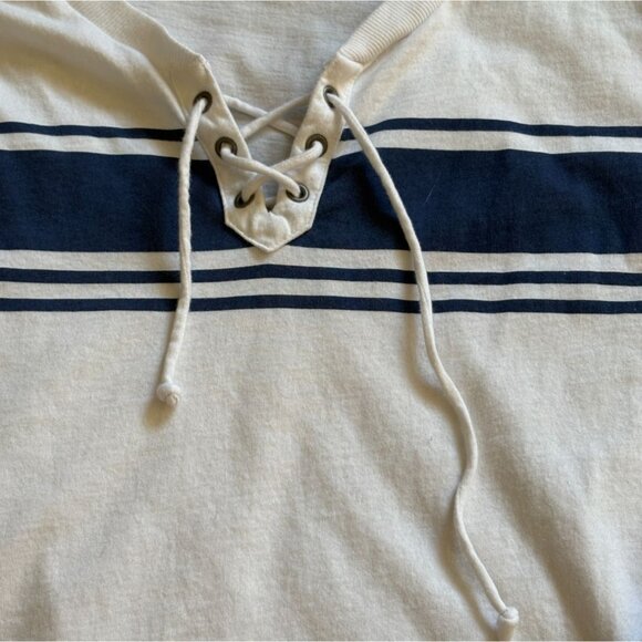 Hollister Long Sleeve CroppedT-Shirt W/ Lace Up Neckline-White-Size S-GUC - Picture 2 of 5